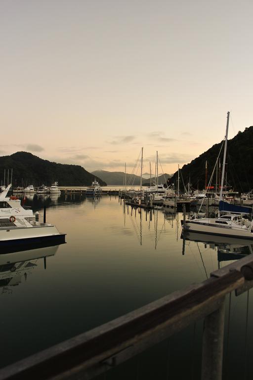 Oxley'S Waterfront Apartment Picton Exterior photo